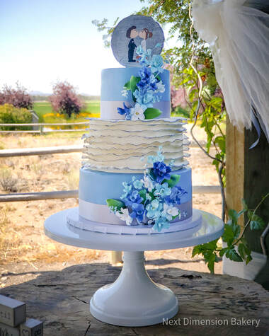 sugar flowers wedding cake in bend central oregon